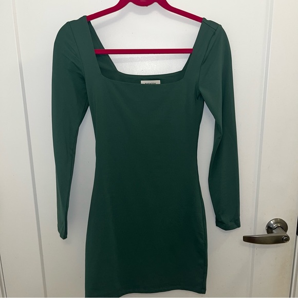 NWOT Babaton Aritzia Bodycon Dress, Green Dress, Size S - Picture 3 of 9